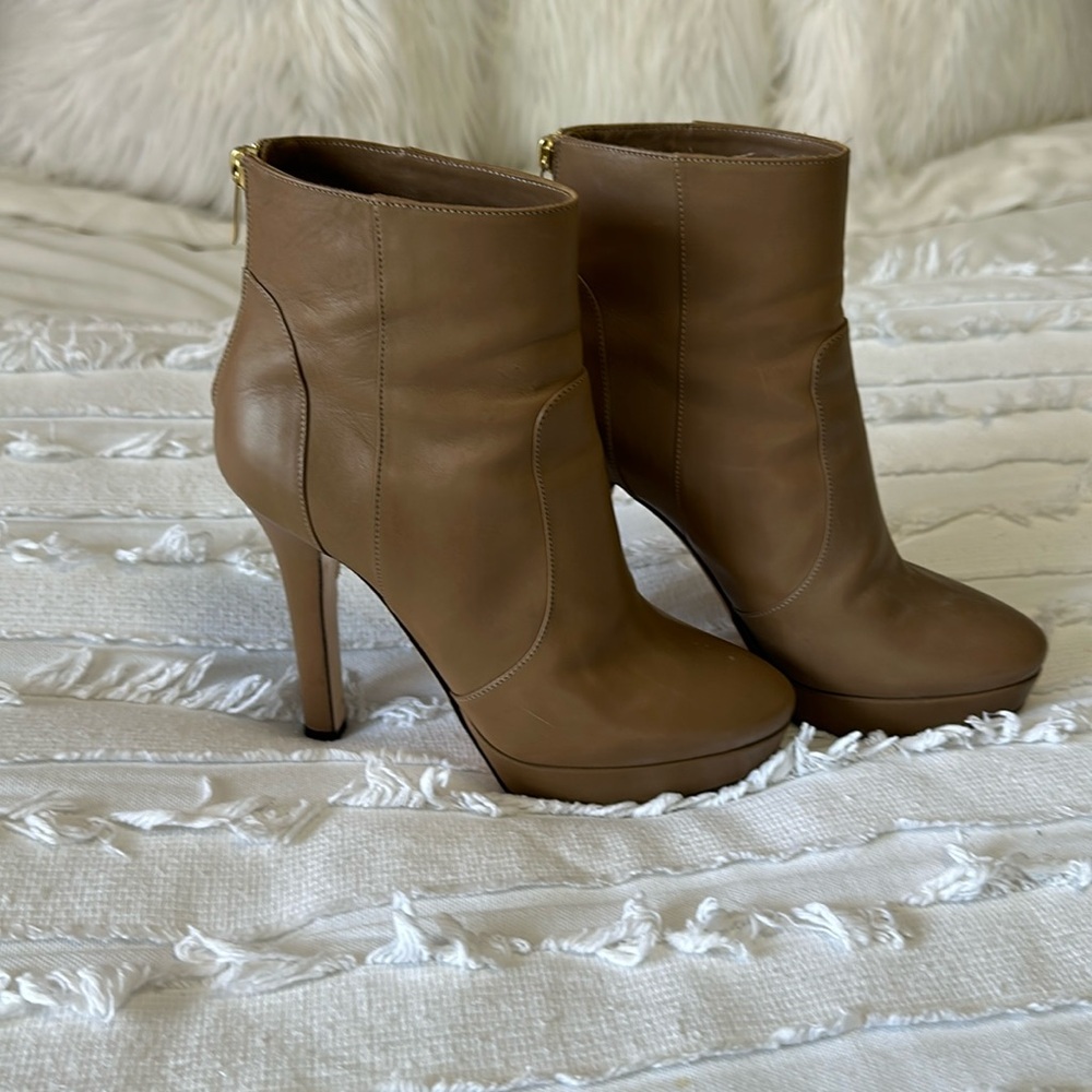 Jimmy Choo 38.5 Blonde Dyers Calf Leather booties